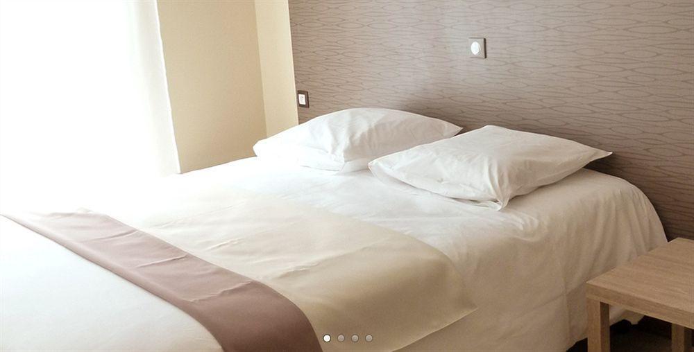 La Pause Hotel Evreux Luaran gambar
