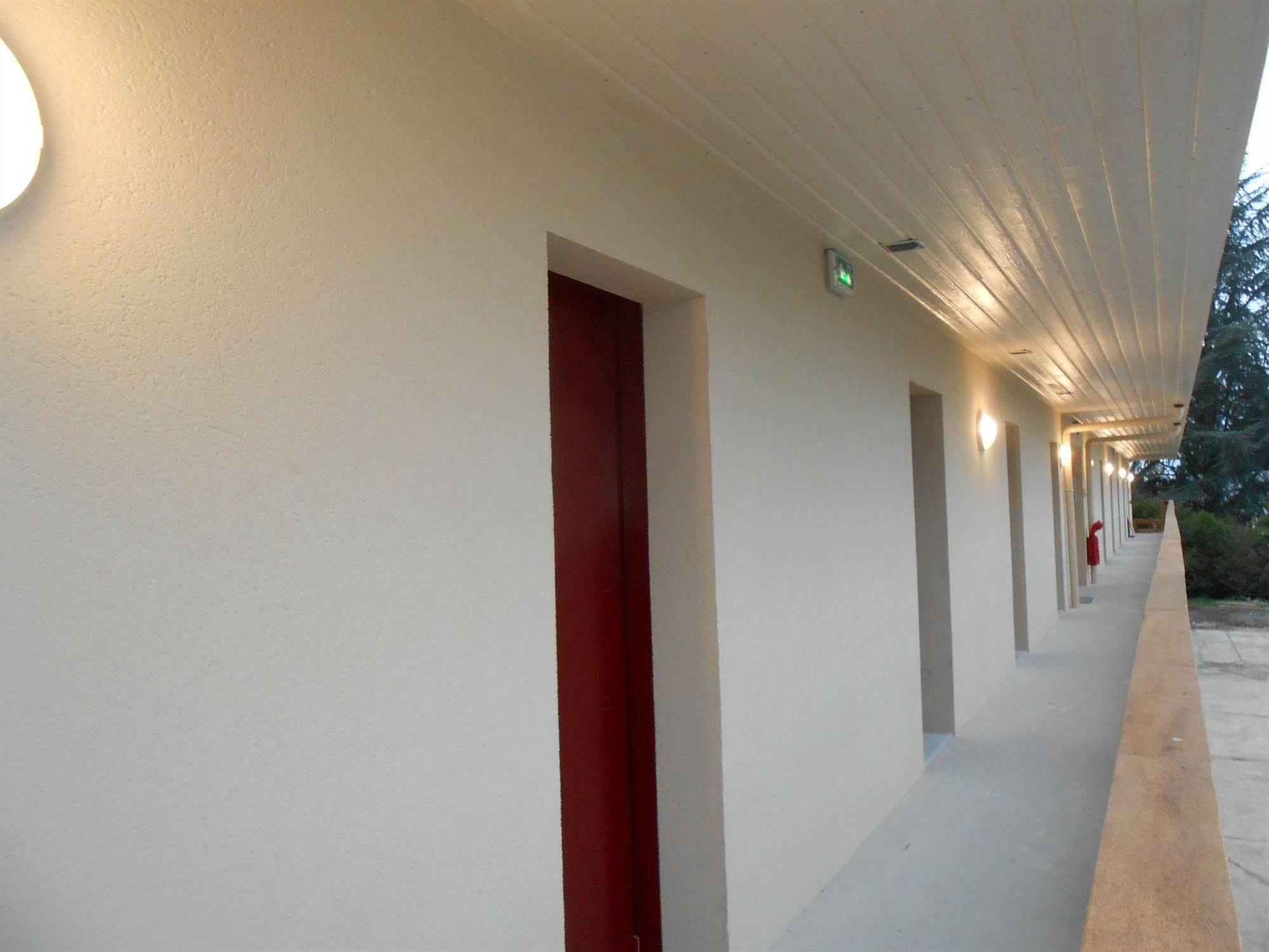 La Pause Hotel Evreux Luaran gambar